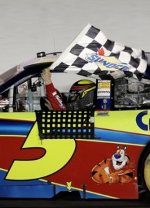 Mark Martin wins Darlington