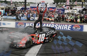 Kyle Busch wins New Hampshire
