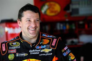 2013 Daytona Preseason Thunder Day 3 Tony Stewart In Garage