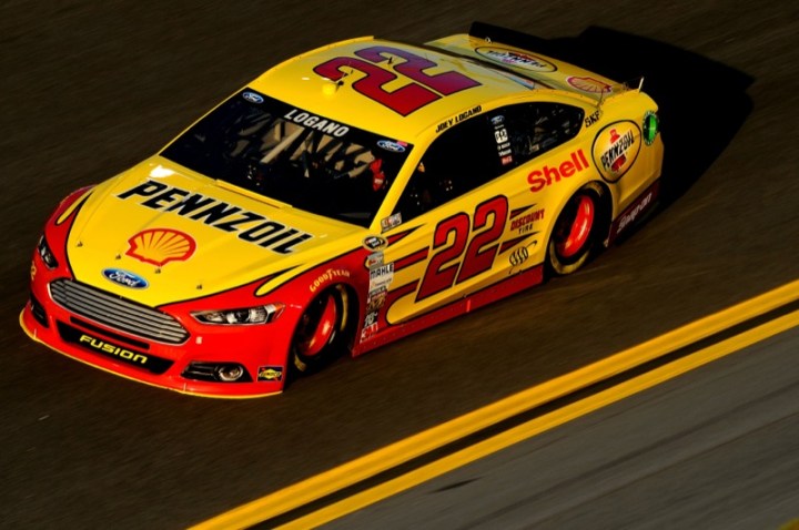 Daytona 500 - Practice Joey Logano 22 Ford Fusion