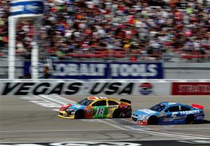 NASCAR_NSCS_KOBALT400_Kyle_Busch_Kasey_Kahne_031013