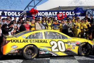 NASCAR_NSCS_KOBALT400_Matt_Kenseth_Win_Victory_Lane_031013
