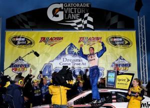 david_ragan_win_nscs_talladega_050513
