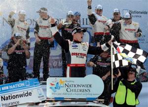 nascar_nationwide_mid_ohio_aj_allmendinger_victory_lane_81713