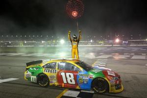 nascar_nscs_atl_kyle_busch_victory_lane_9113