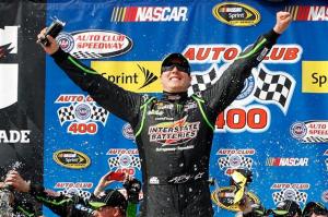 nscs_autoclub_kylebusch_victorylane_032314