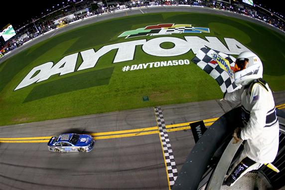 during the NASCAR Sprint Cup Series Can-Am Duels at Daytona International Speedway on February 18, 2016 in Daytona Beach, Florida.