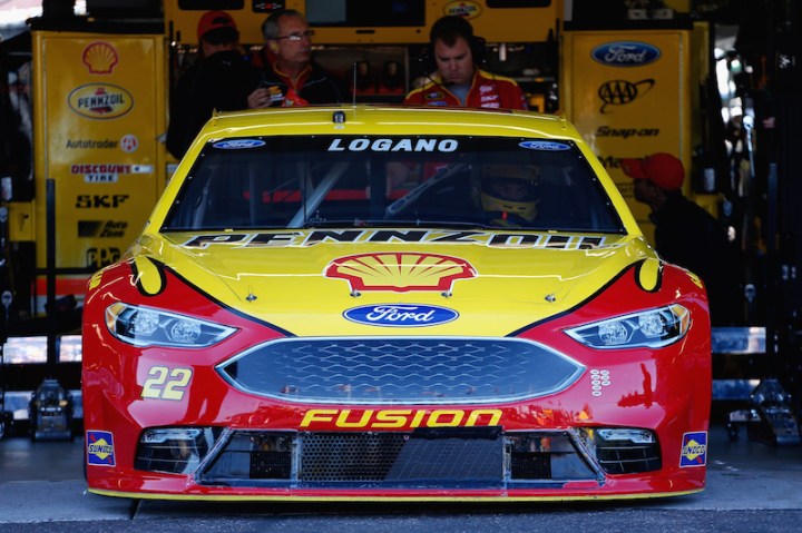 NASCAR XFINITY Series Axalta Faster. Tougher. Brighter. 200